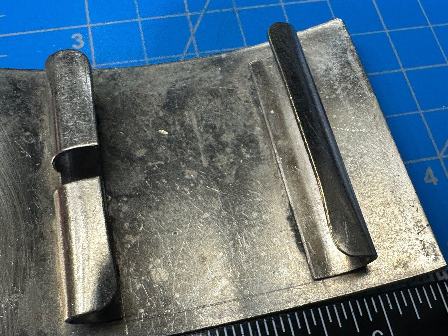 Unknown to me - Silver color belt slide / buckle for craft project or wear!