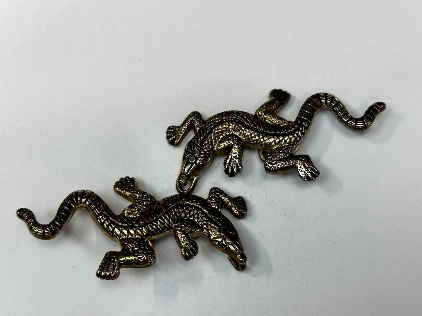 Alligators Crocodiles multi segmented gold tone large Vintage Belt Buckle Loops