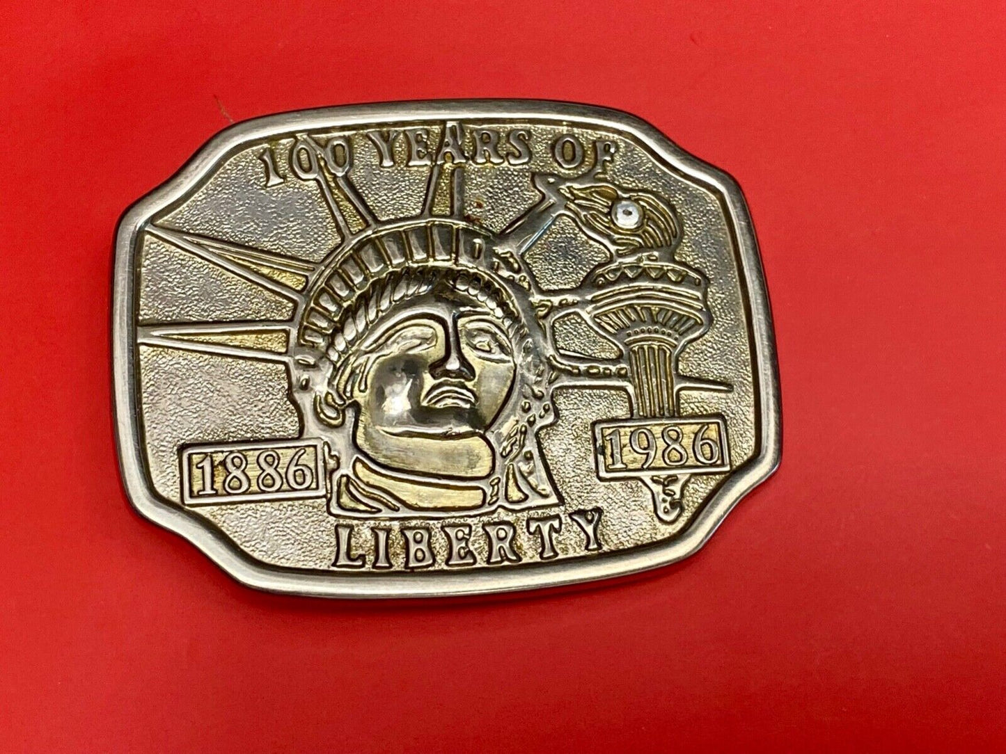 100 YEARS OF LADY LIBERTY -  1986 New York City commemorative belt buckle