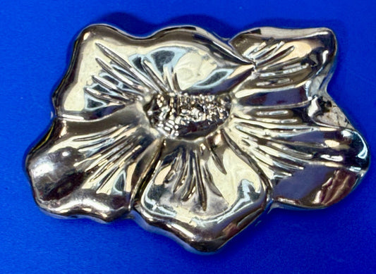 Beautiful Pansy Flower Shaped Silver Tone Hippy Vibe Scarf Slide Belt Buckle