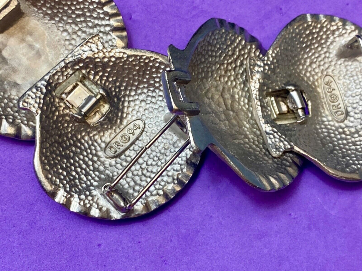 Two piece Interlocking silver color dual Clam SHELL belt buckle - DR Doreen Ryan
