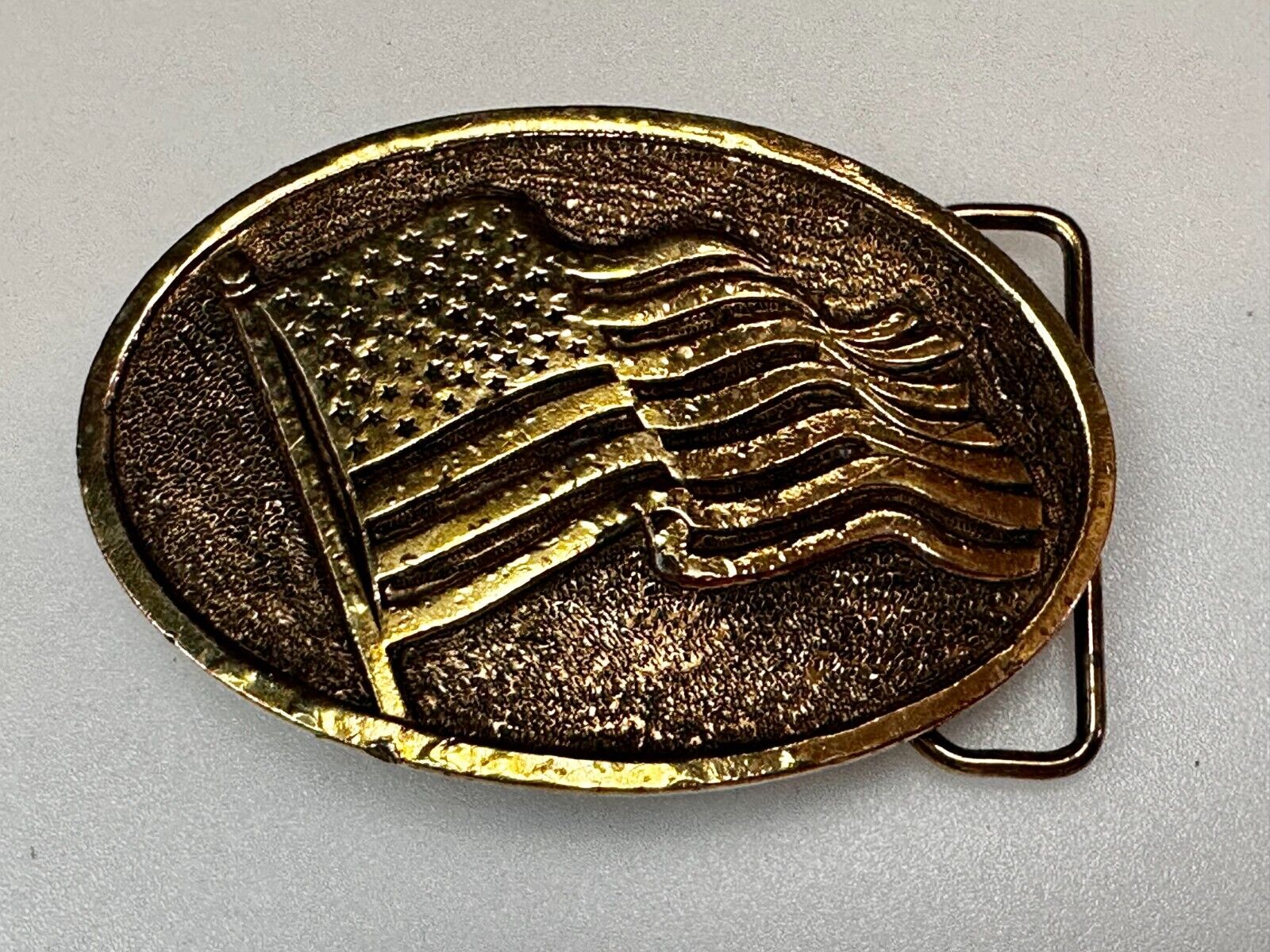 American Flag Patriotic Gold Tone Vintage Oval Belt Buckle by Adezy
