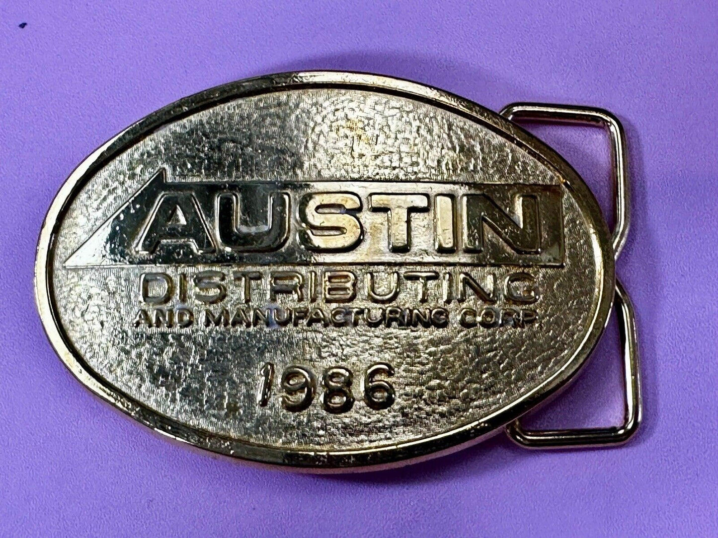 Austin Distributing and Manufacturing Corp VTG 1986 Advertisement RJ Belt Buckle
