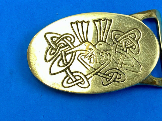 Vintage artisan solid brass belt buckle drawing of two doves Love birds 