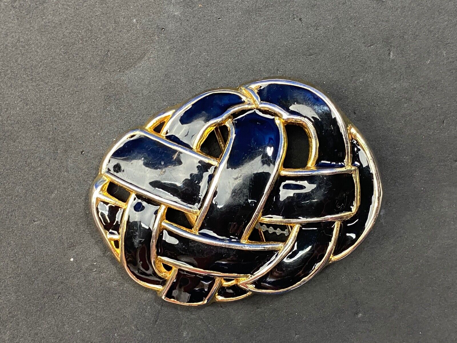 Vintage Day-Lor black and gold belt buckle 