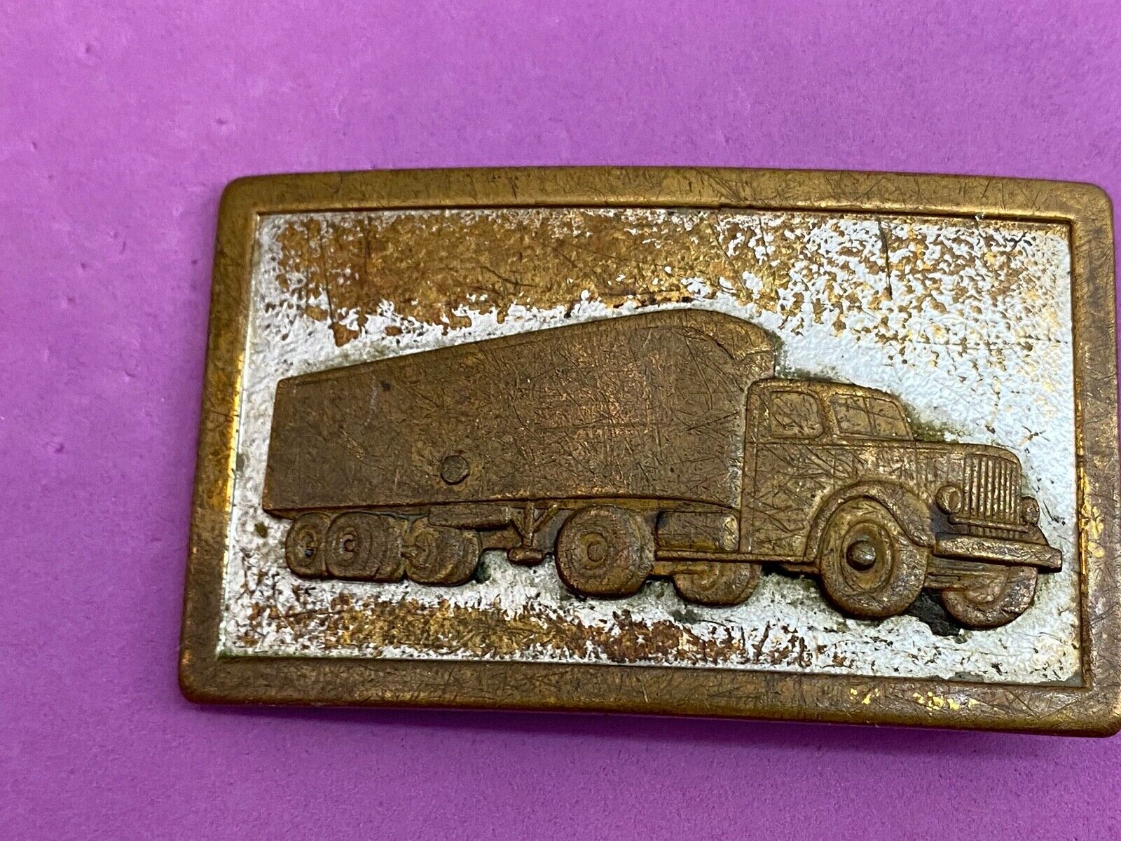 very old Vintage full semi retro Belt Buckle Big Rig Drivers 18 wheelers