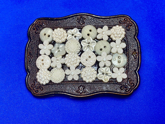 Artisan? Cute Button Steampunk Style Western Framed Belt Buckle