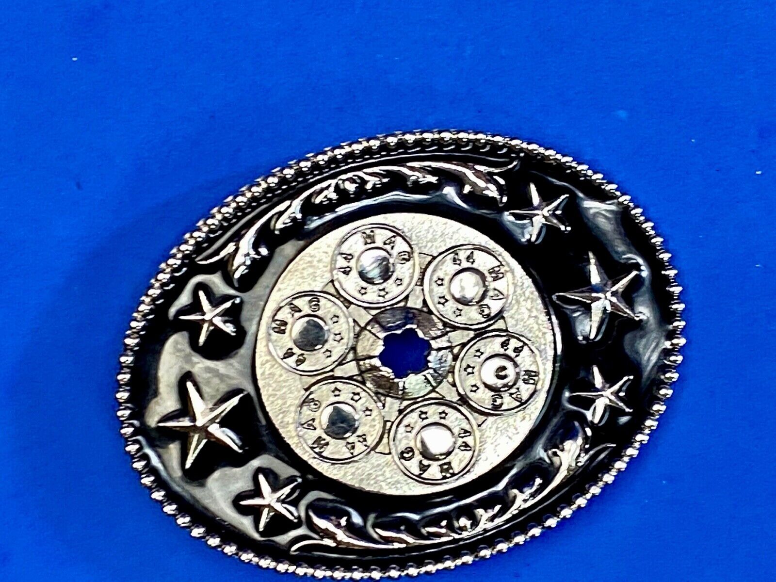 44 Mag Gun Collectors Bullets As Centerpiece In Western Cowboys Belt Buckle 