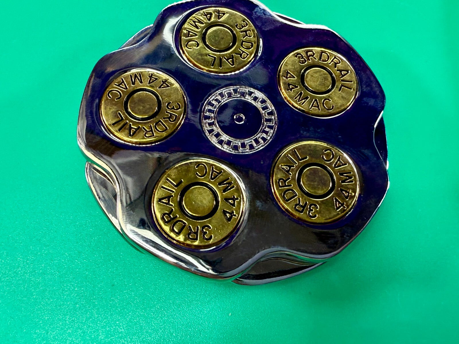 3RDRAIL Magnum 44 Revolver Gun Shell Bullet Moving Collectors Belt Buckle