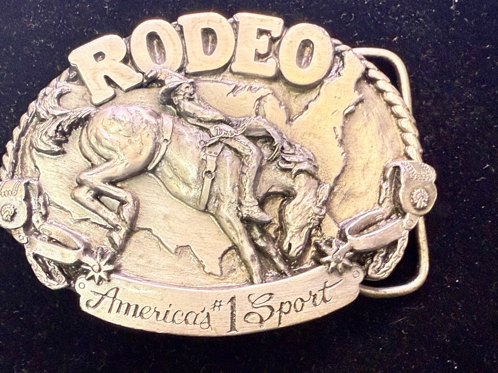 America's #1 Sports Rodeo Cowboy Bronc Rider Vintage 1983 Siskiyou Belt Buckle