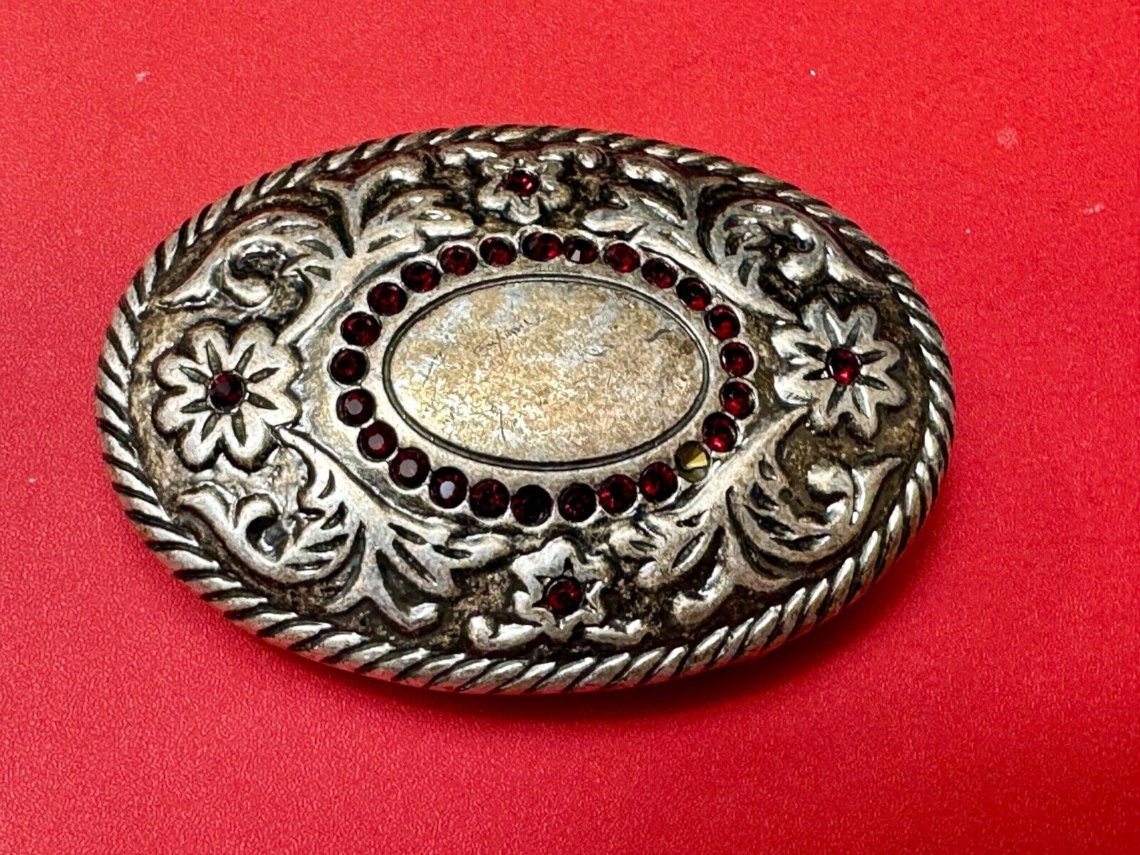 Vintage flower swirl rhinestone accented belt buckle for your center  cab stone