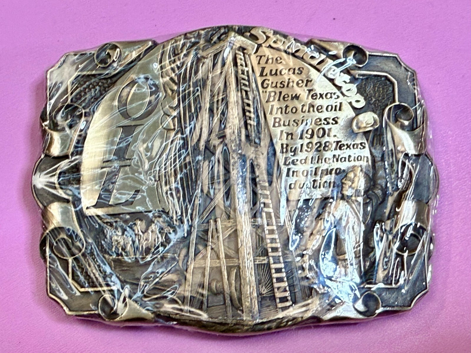 The Lucas Gusher Blew Texas Into the Oil Business 1901 -1928 Texas Belt Buckle