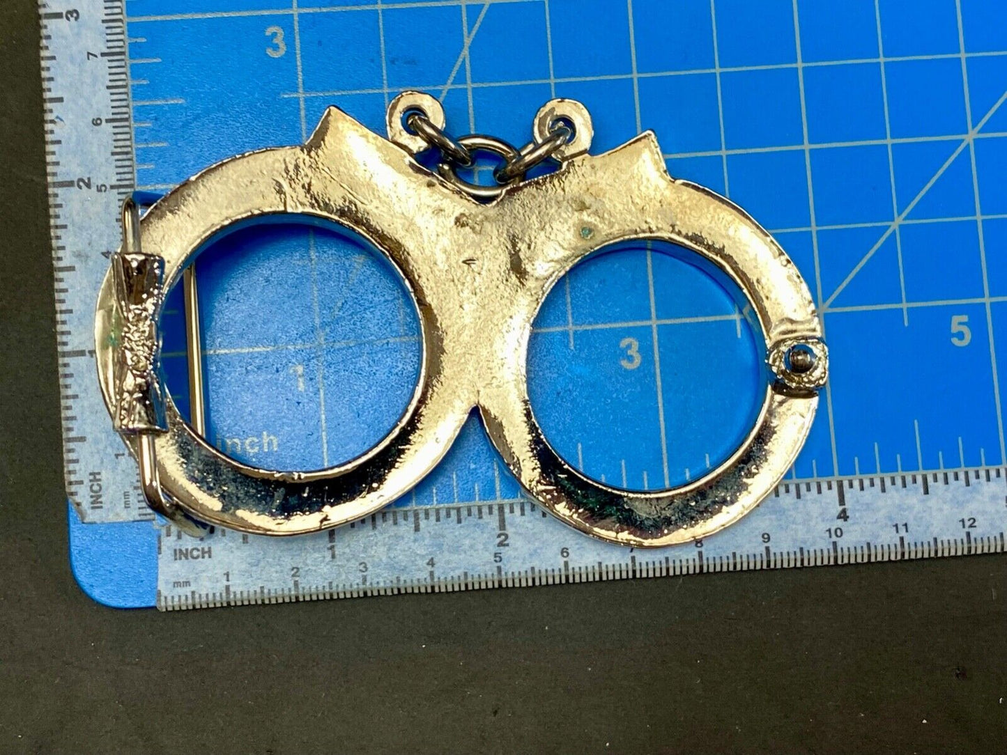 4" wide! Interlocked Police Handcuffs and chain shaped Novelty Metal Belt Buckle