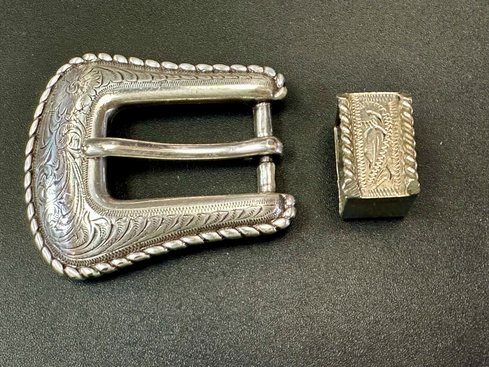 Two piece Ranger Set vintage 1996 silver tone buckle and keeper