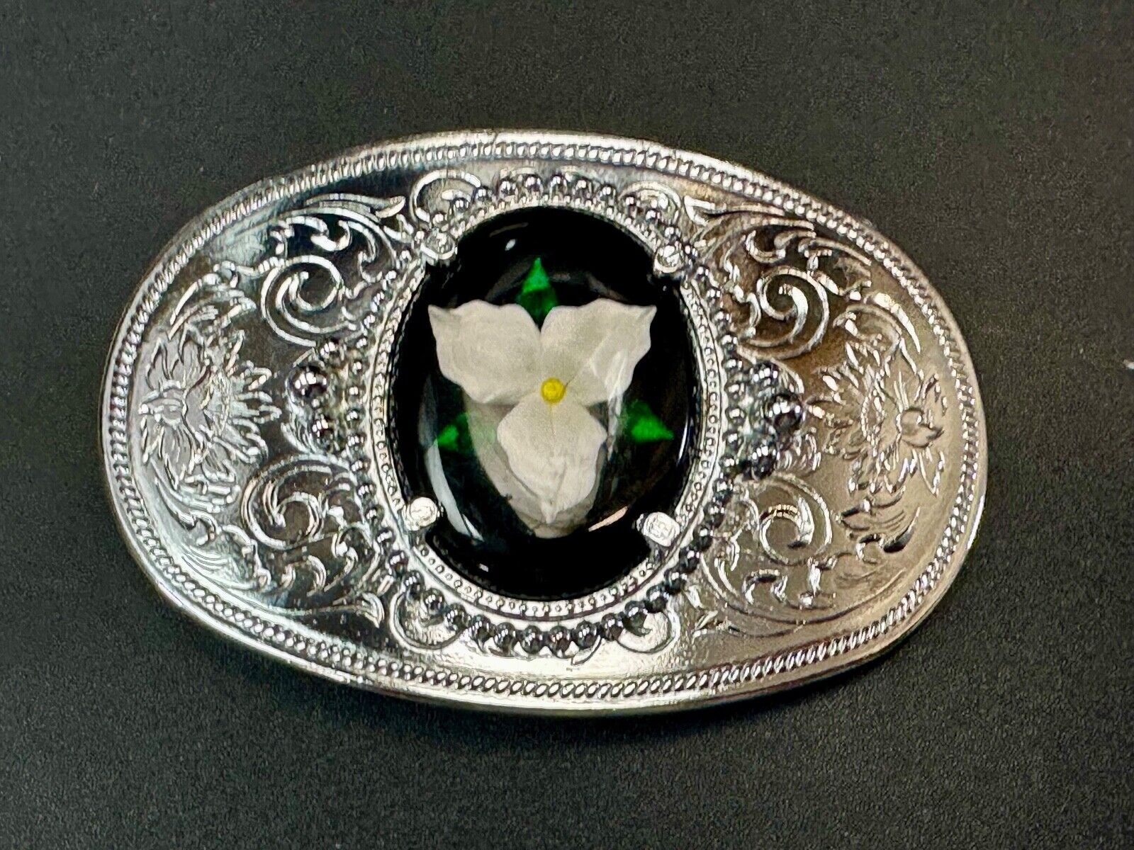 Beautiful Flower as Western oval centerpiece Cab Style belt buckle