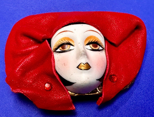 Unique Porcelain? Doll Face in Red Flapper Vintage Women's Belt Buckle