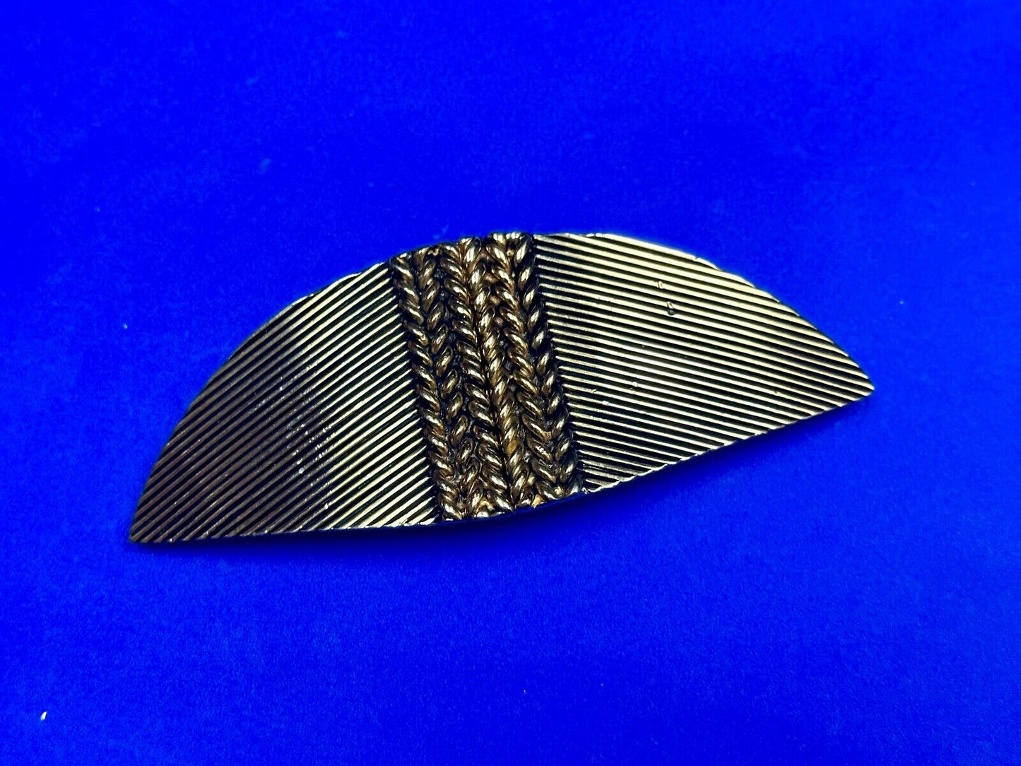 Two piece Leaf Theme Interlocking gold color belt buckle by Accessocraft NYC