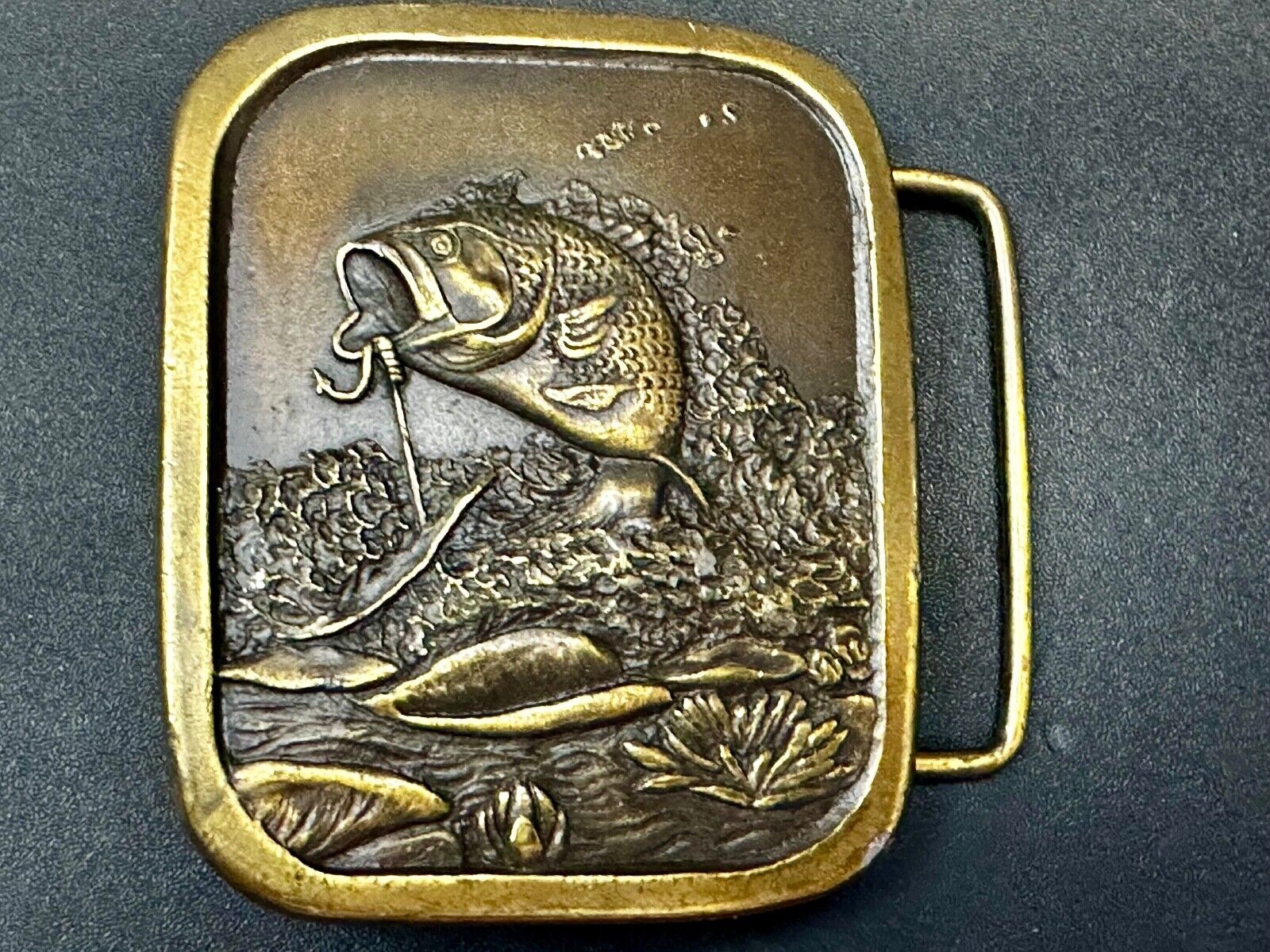 Bass Sport Fishing Vintage 1976 Indiana Metal Craft Belt Buckle