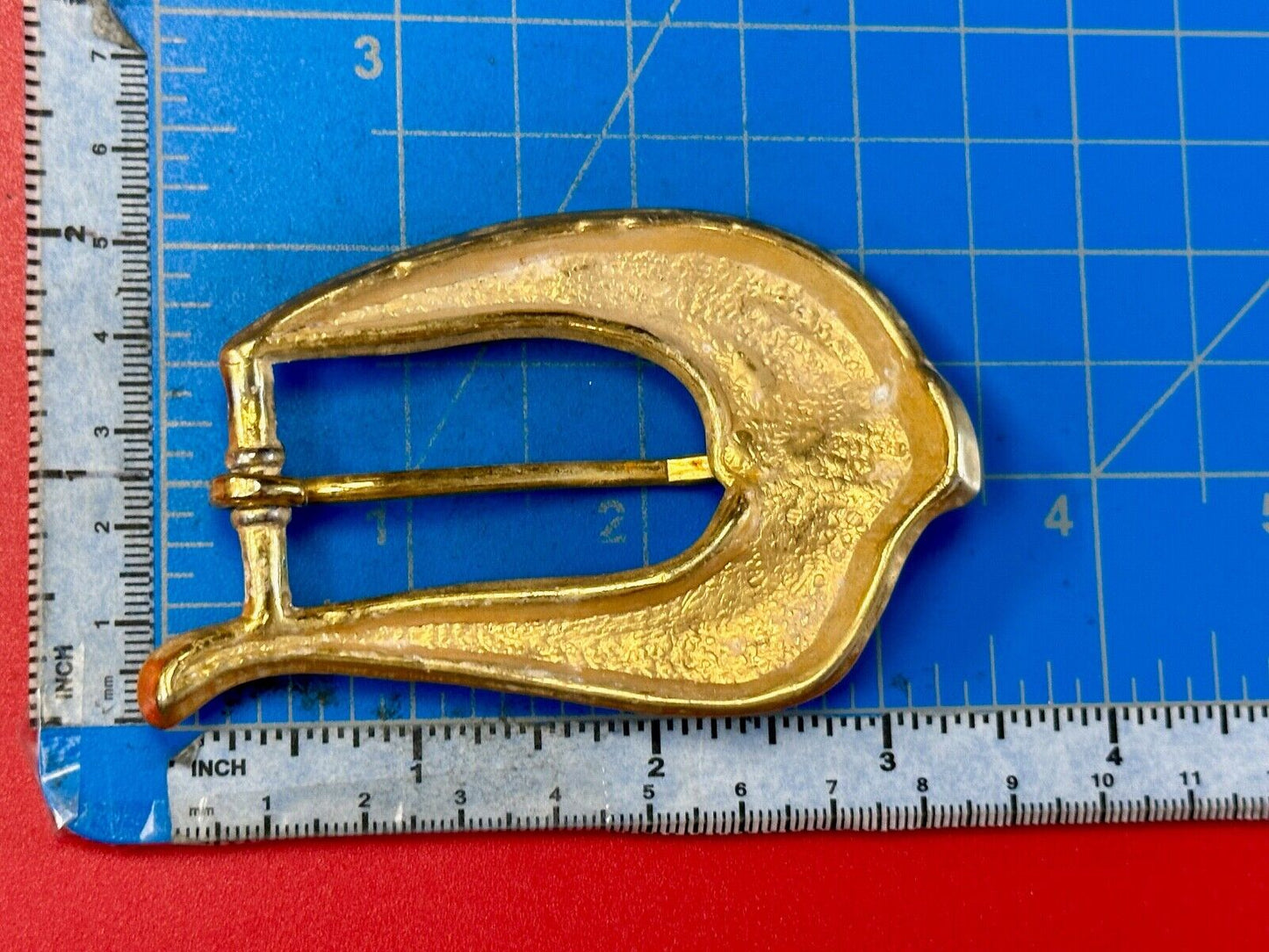 Victorian vibe - vintage gold tone replacement belt buckle
