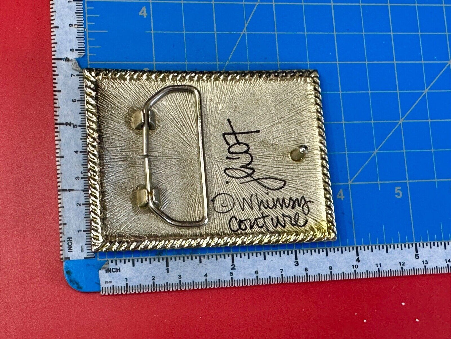 Unique Theatre Stage Show artisan belt buckle - Throw me something mister!
