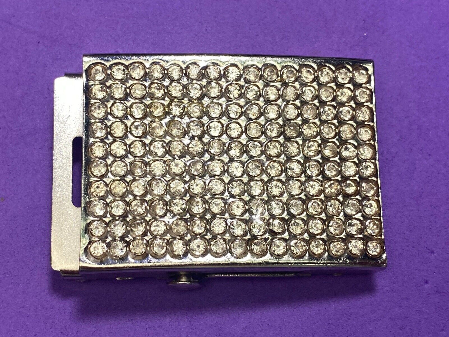 160 Clear Rhinestones Covering Silver Tone Belt Buckle 