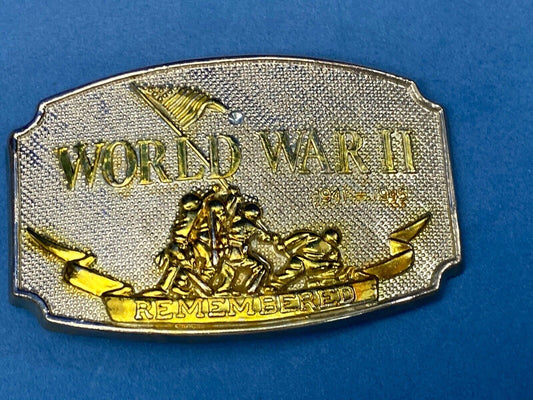 Vintage 1992 US American Wold War II 2 commemorative tribute belt buckle 