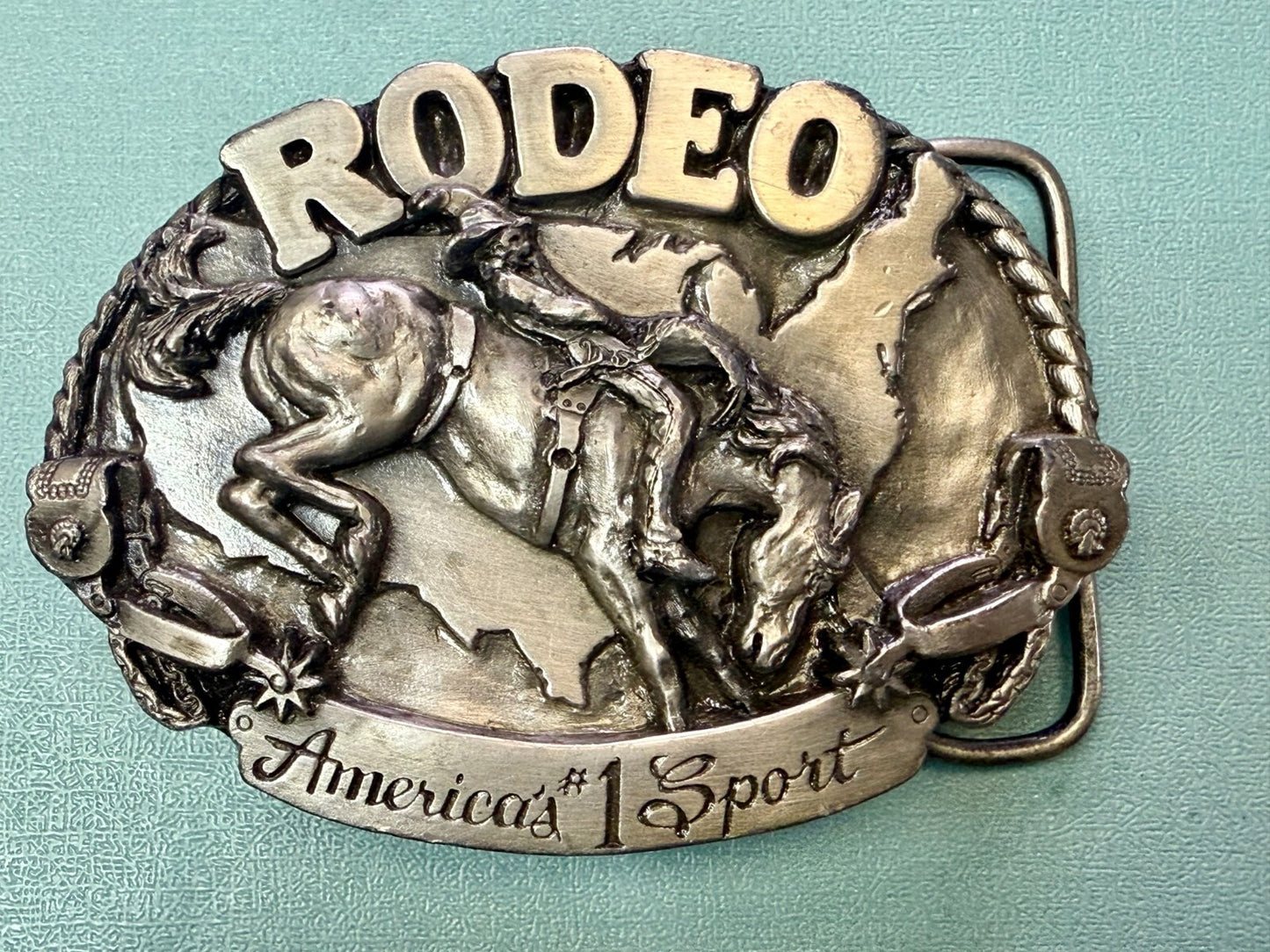 America's #1 Sports Rodeo Cowboy Bronc Rider Vintage 1983 Siskiyou Belt Buckle