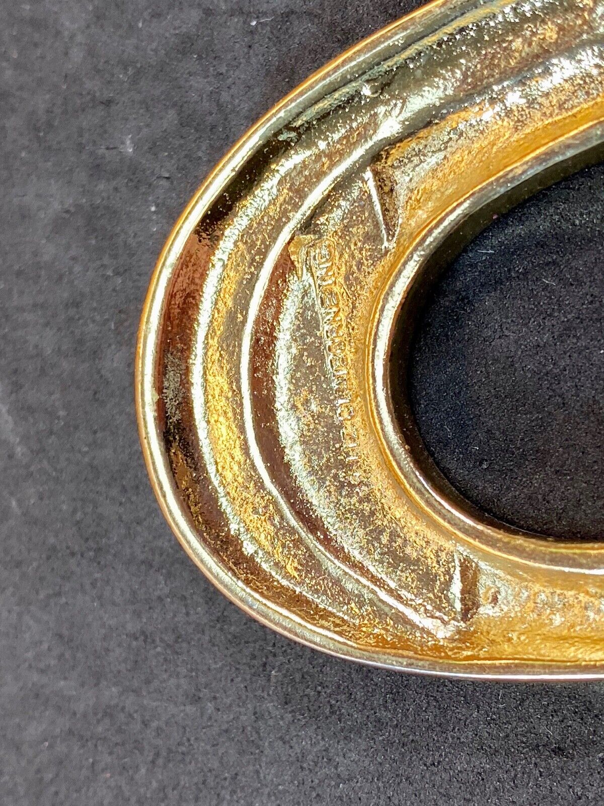 Vintage liz Claiborne stamped gold tone  belt buckle