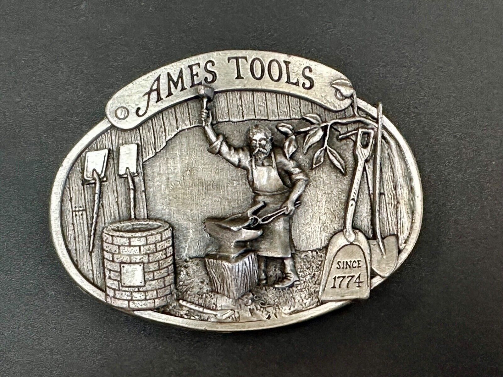 Ames Tools Co America's oldest! since 1774 Vintage 1981 belt buckle