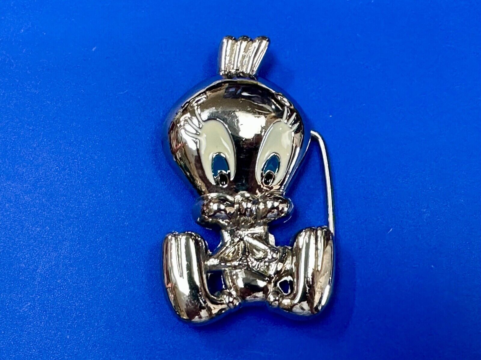 Tweety Bird Looney Tunes Enamel Eyes Silver Tone Small Vintage Belt Buckle