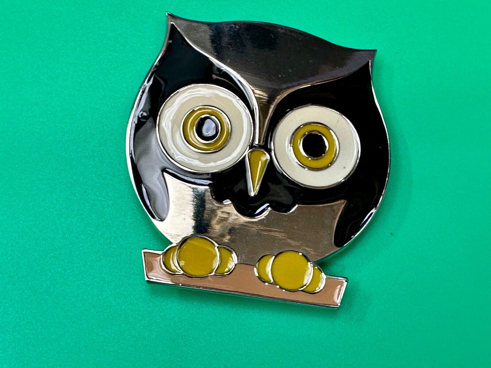Adorable Perched OWL - Big Eyed Animal Lovers cutout belt buckle