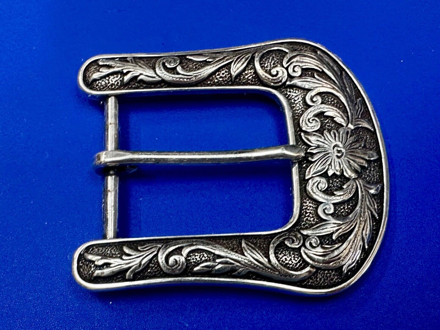 Ariat - Western flower swirl design ranger style replacement belt buckle