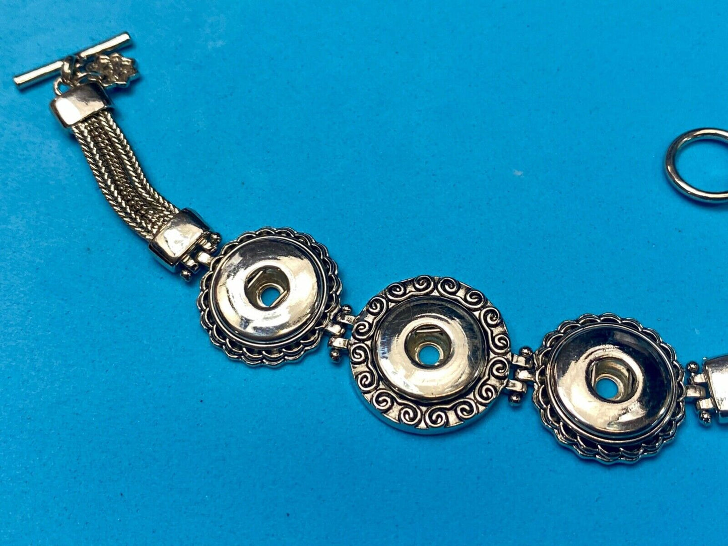 Three Space bracelet  for Original for 18mm Magnolia And Vine Snaps
