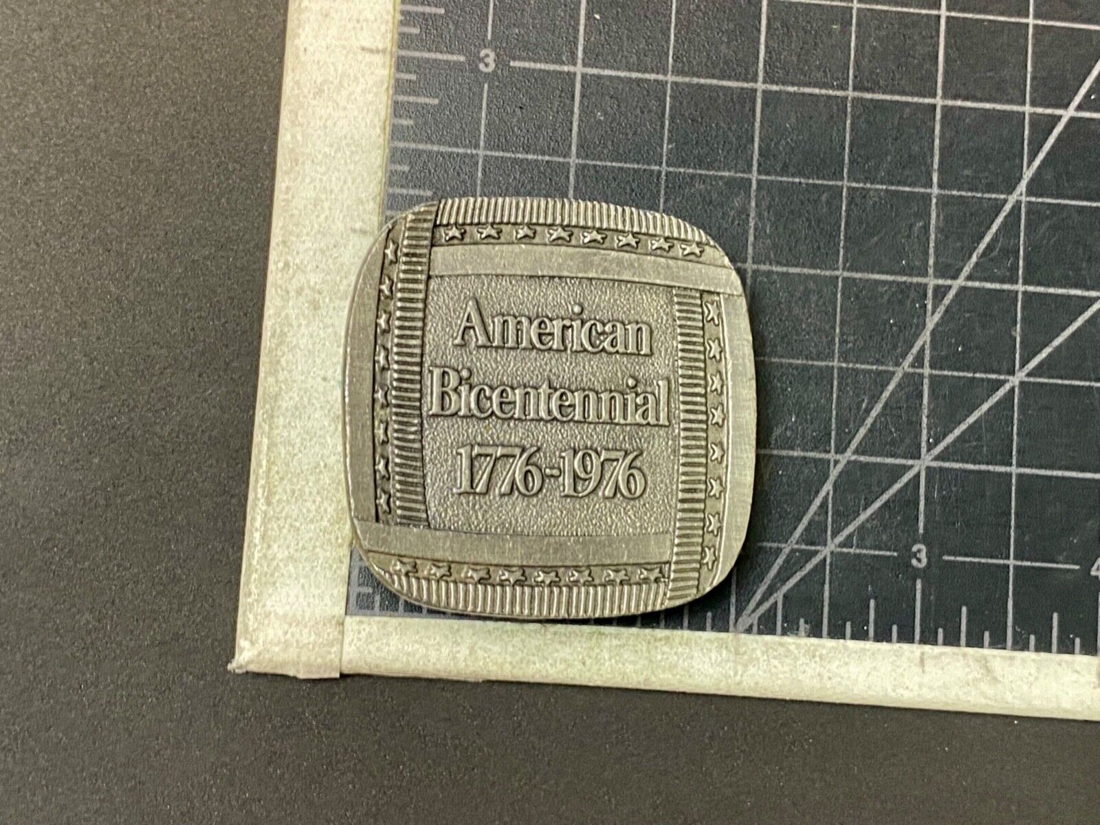 American Bicentennial - Patriotic United States vintage belt buckle by Bergamot