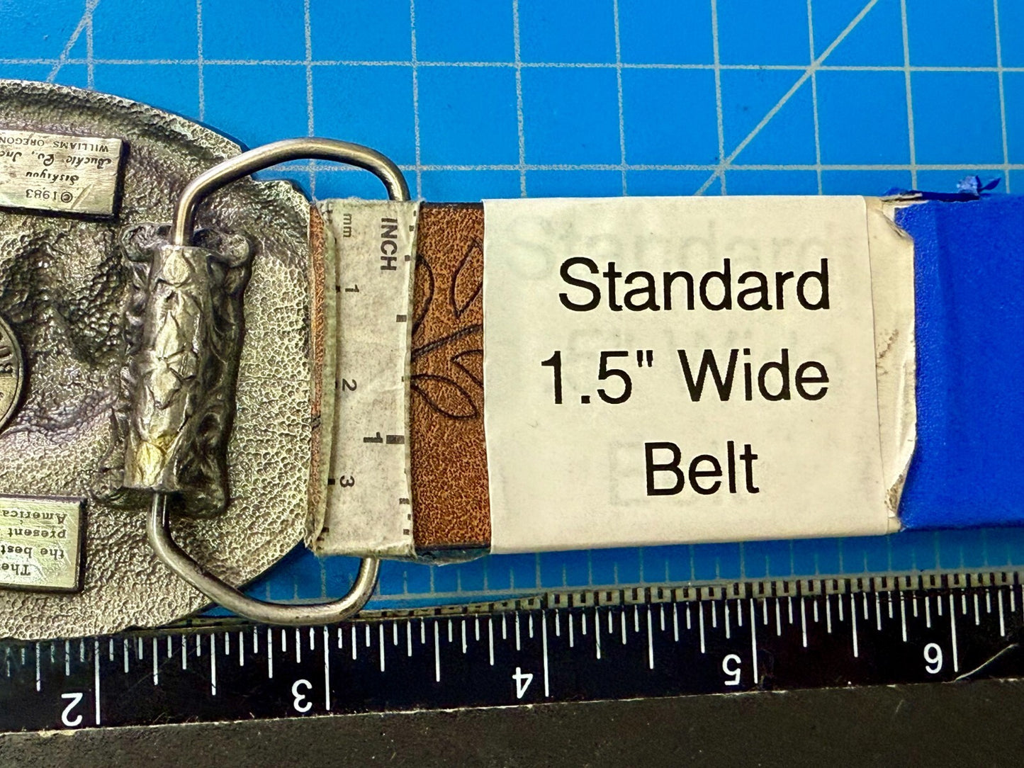 America's #1 Sports Rodeo Cowboy Bronc Rider Vintage 1983 Siskiyou Belt Buckle