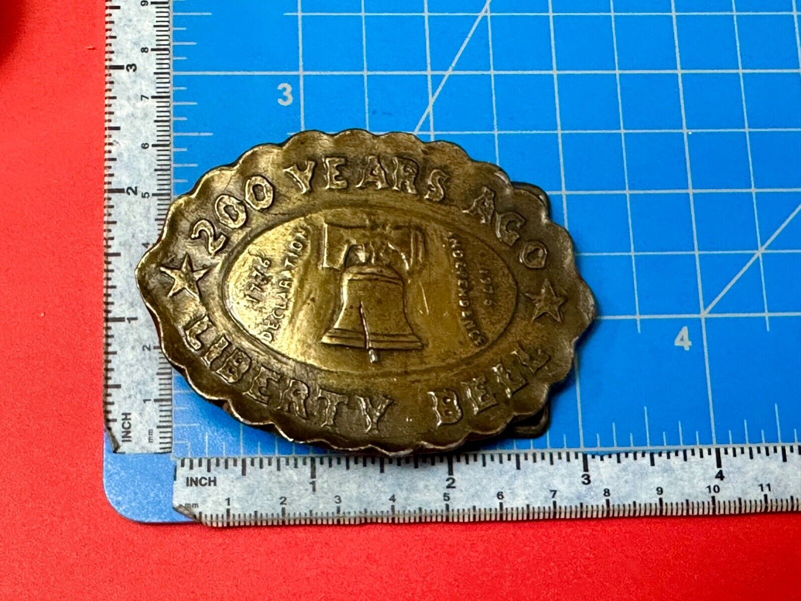 200 years ago Liberty bell commemorative patriotic belt buckle