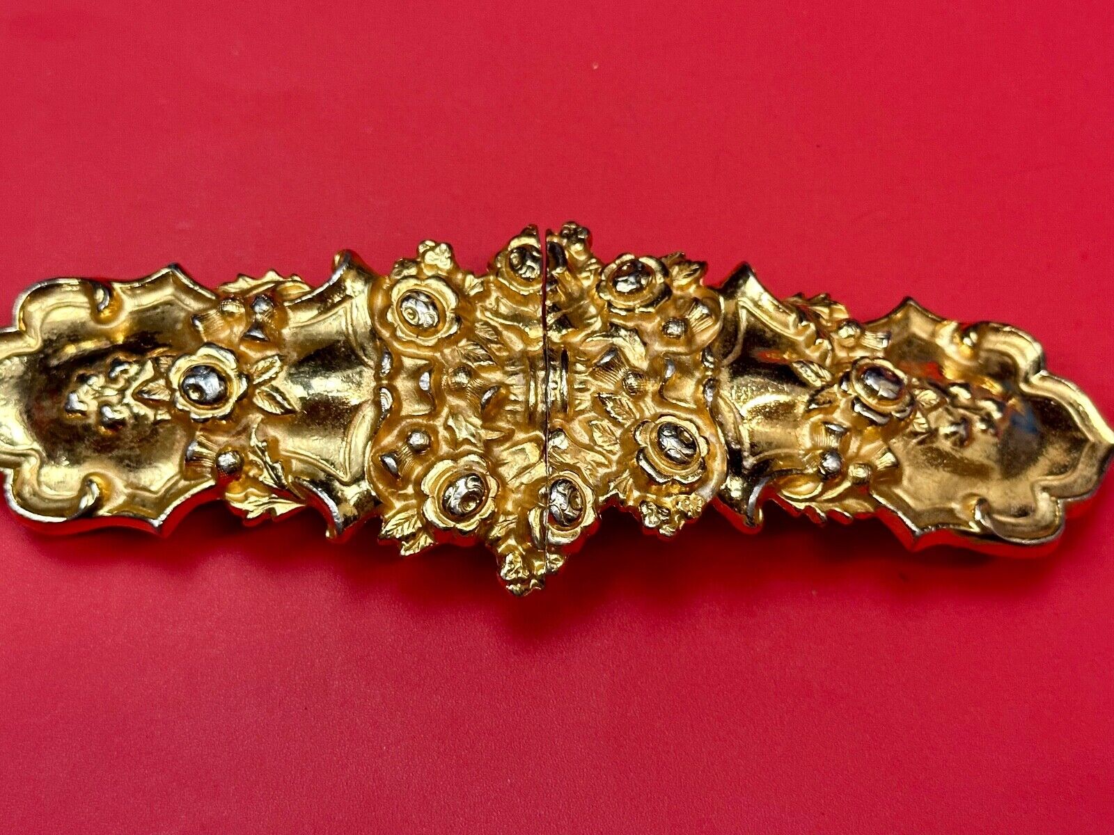 almost 7" wide Accessocraft NYC Two piece Interlocking gold color belt buckle