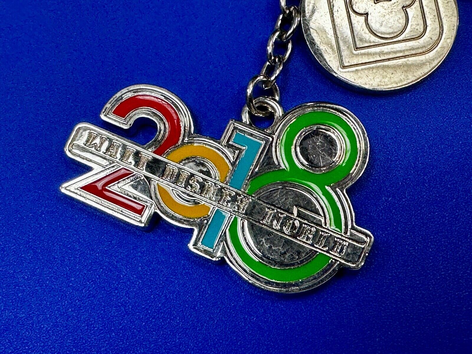 2018 Walt Disney World Souvenir Charm Keychain - Key Ring Chain