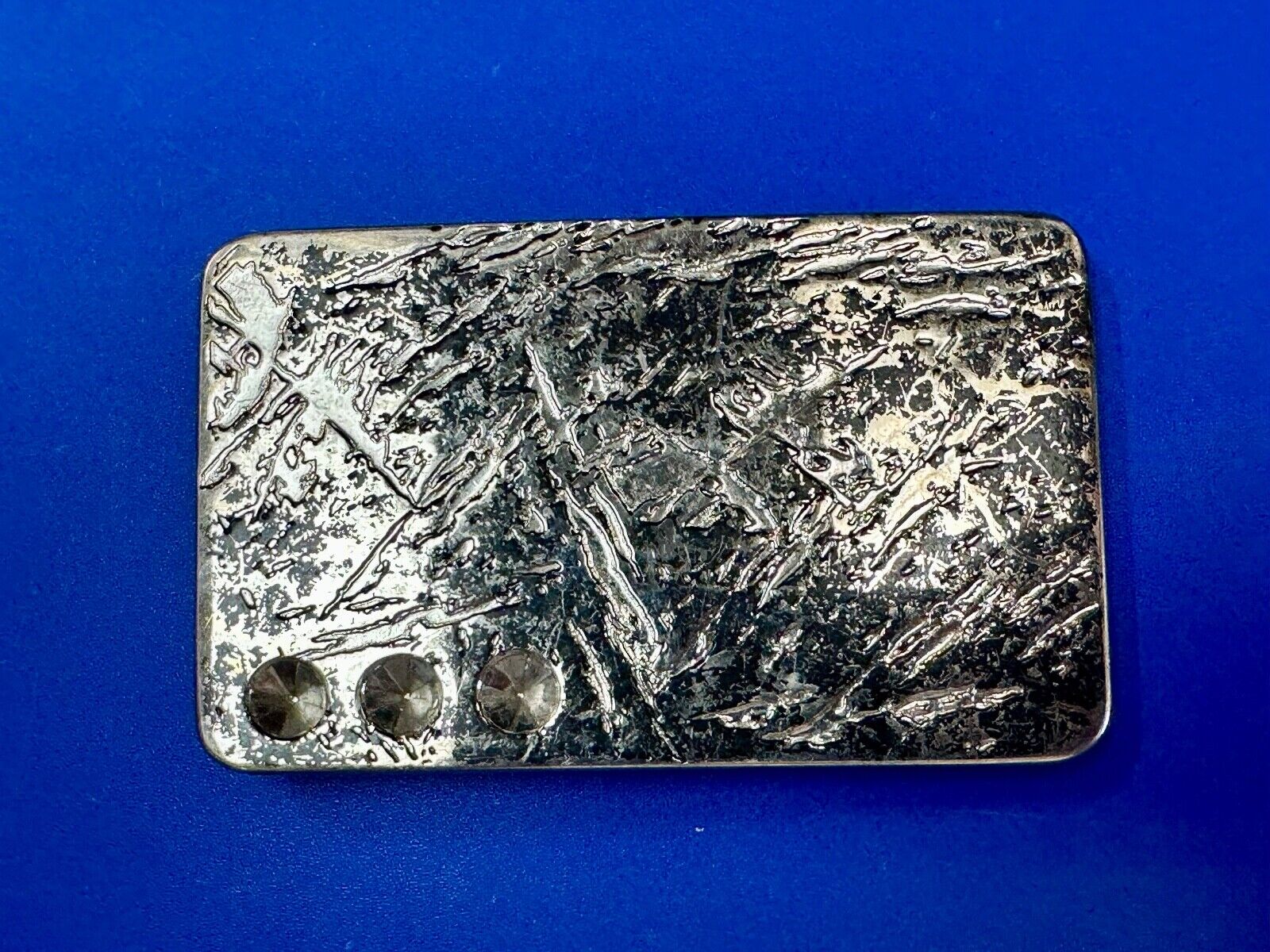 Unknown to me!  Faux Metal shards - space for 3 Rhinestone's Vintage Belt Buckle