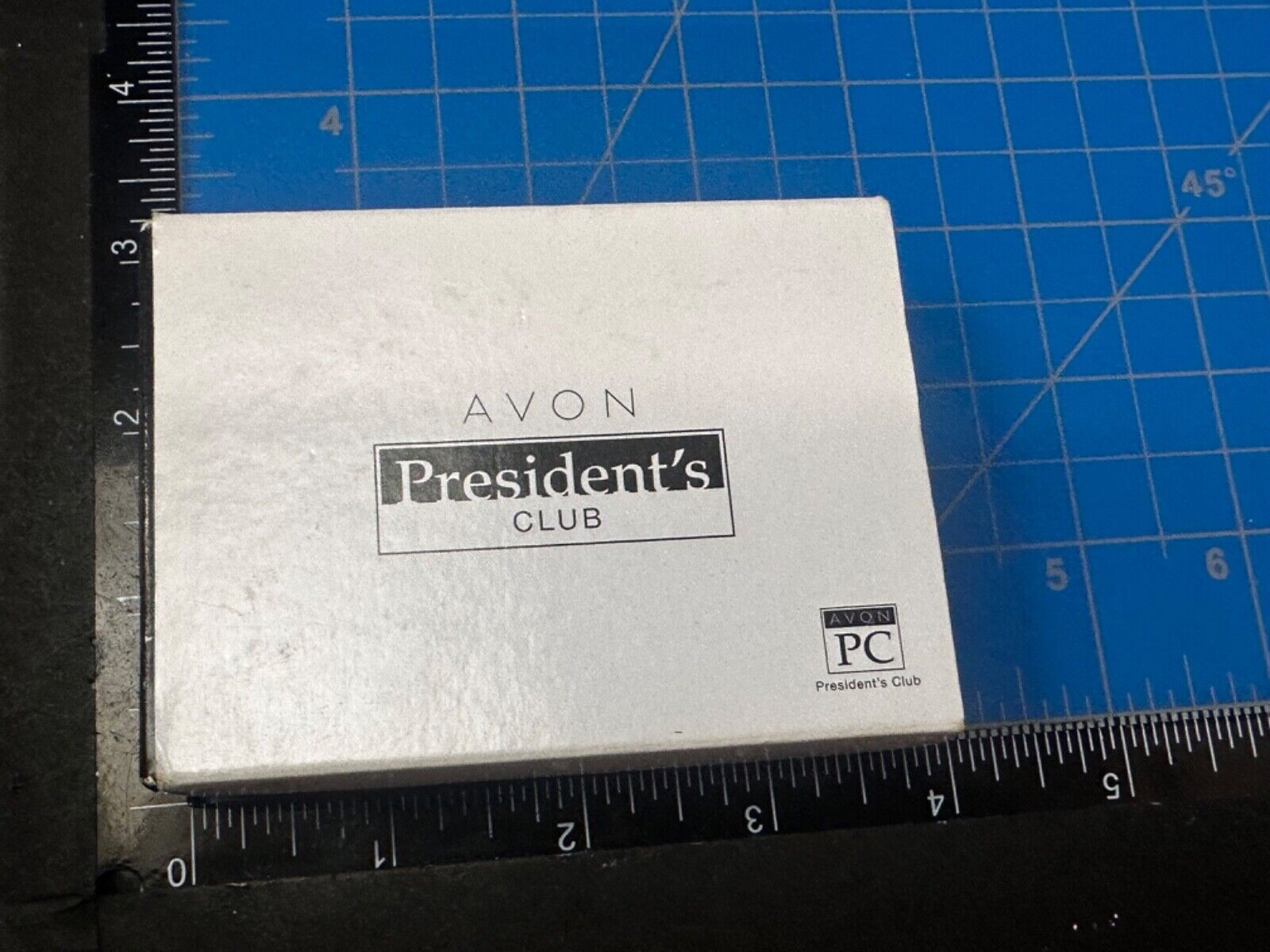 Avon Hair Barrett's 2012 Presidents Club NOS Dual Pair Set of 4 NOS Pins