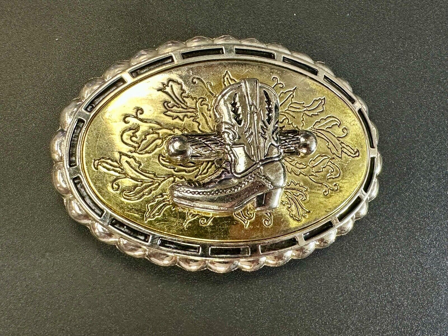 Unique! Cowboy boot and Fence Log - ornate western oval belt buckle