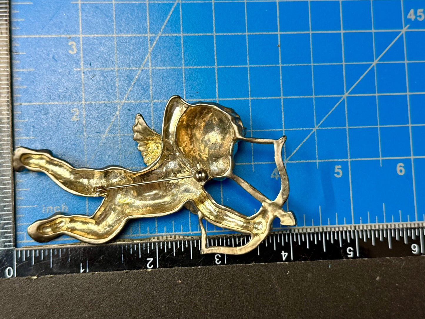 Angel Heart Cupid Bow & Arrow Christmas Holliday Vintage Gold Tone Brooch Pin