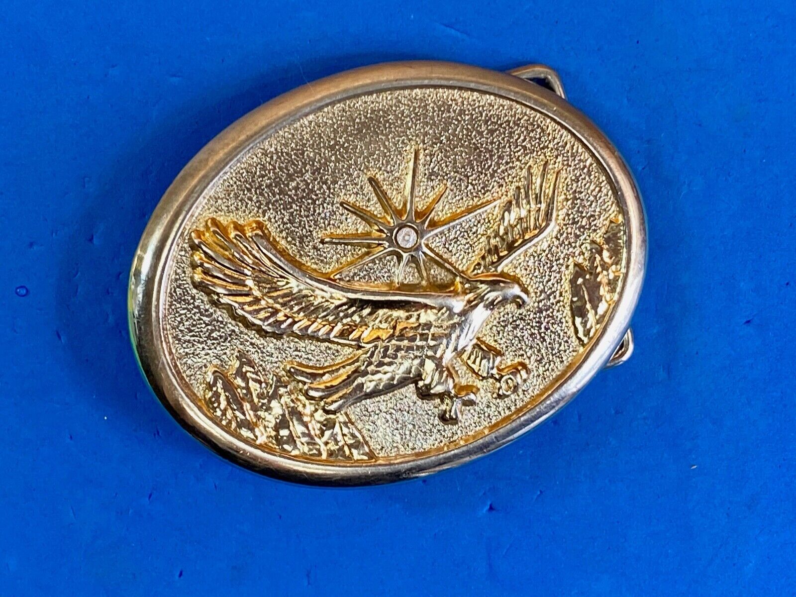 Vintage Flying Classic Bald Eagle With Rhinestone As Sun Starburst Belt Buckle 