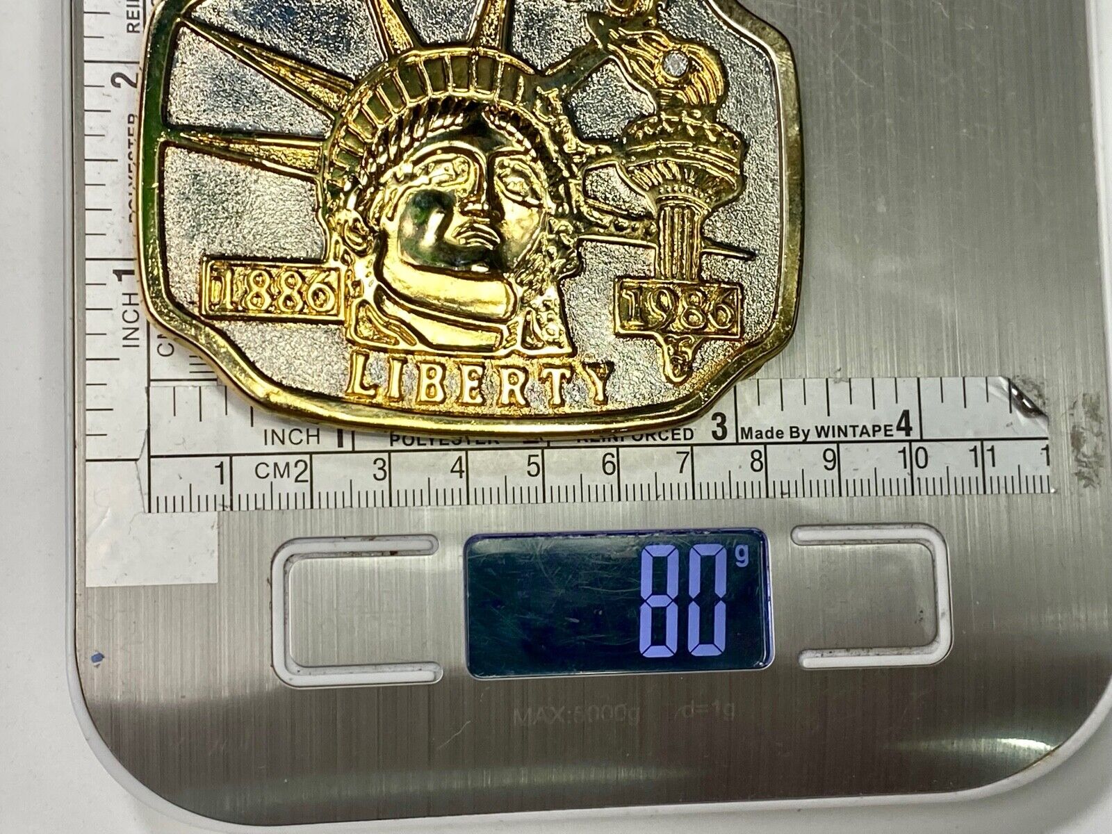 100 YEARS OF LADY LIBERTY USA Patriotic Silver & Gold Tone belt buckle 