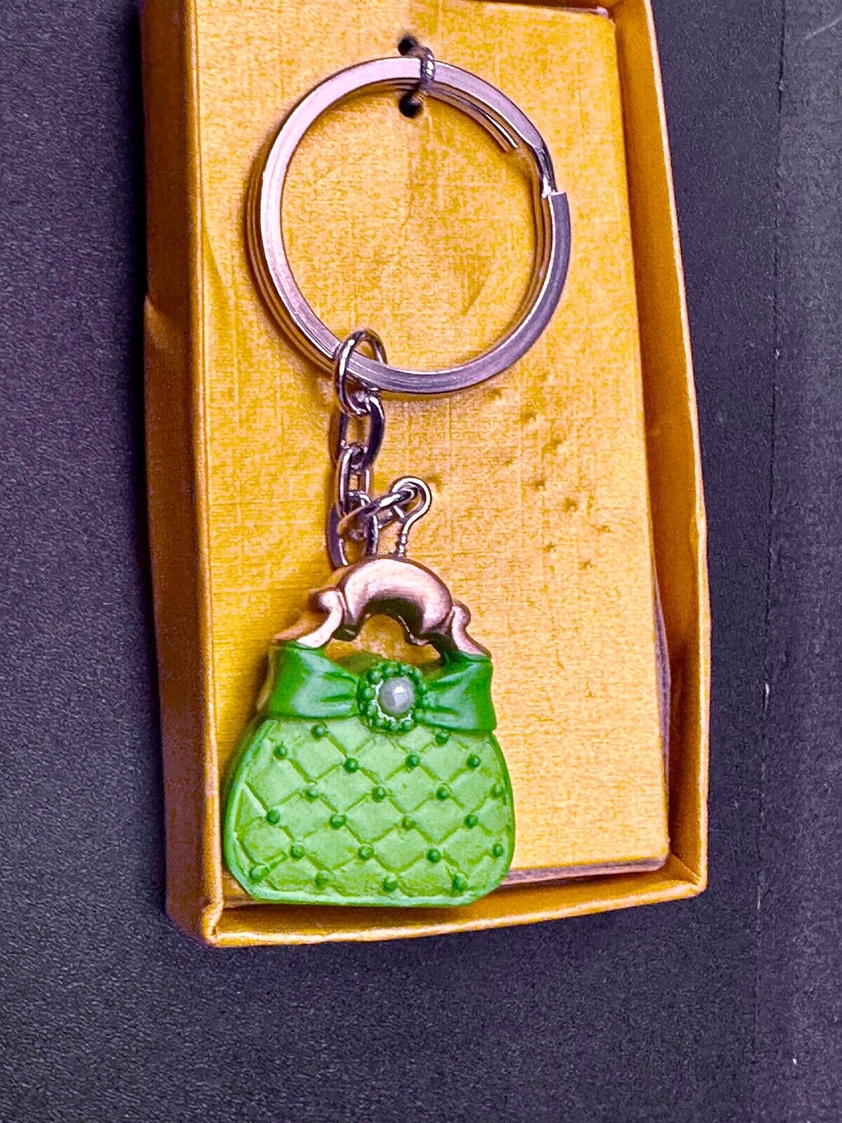 Adorable Green Purse Fashioncraft Keychain - Key Ring Chain  Item 6485
