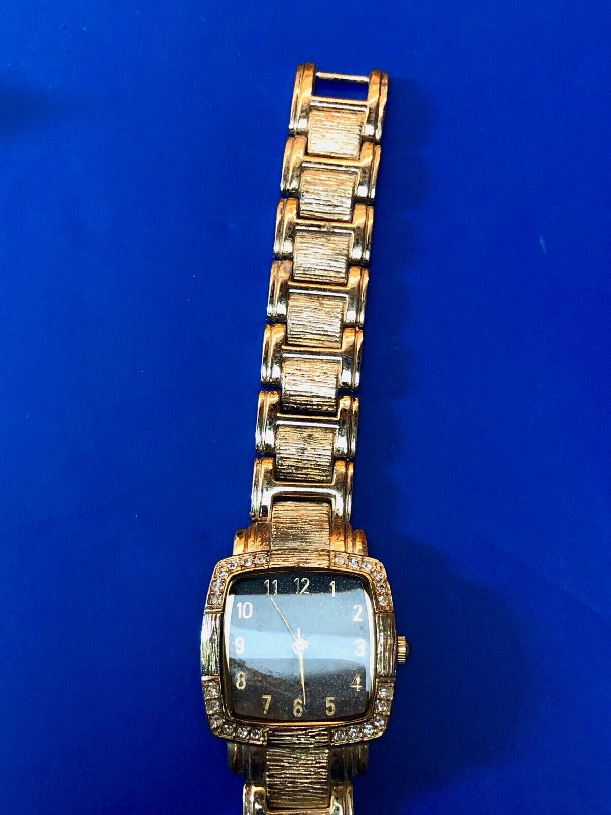 ALLUDE vintage gold tone ladies watch - fresh battery, working well 