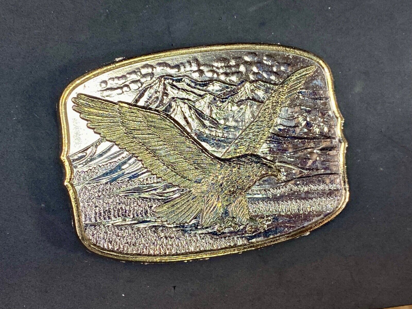 American Eagle Flying Hunting Diving Against Mountains Metal Belt Buckle 
