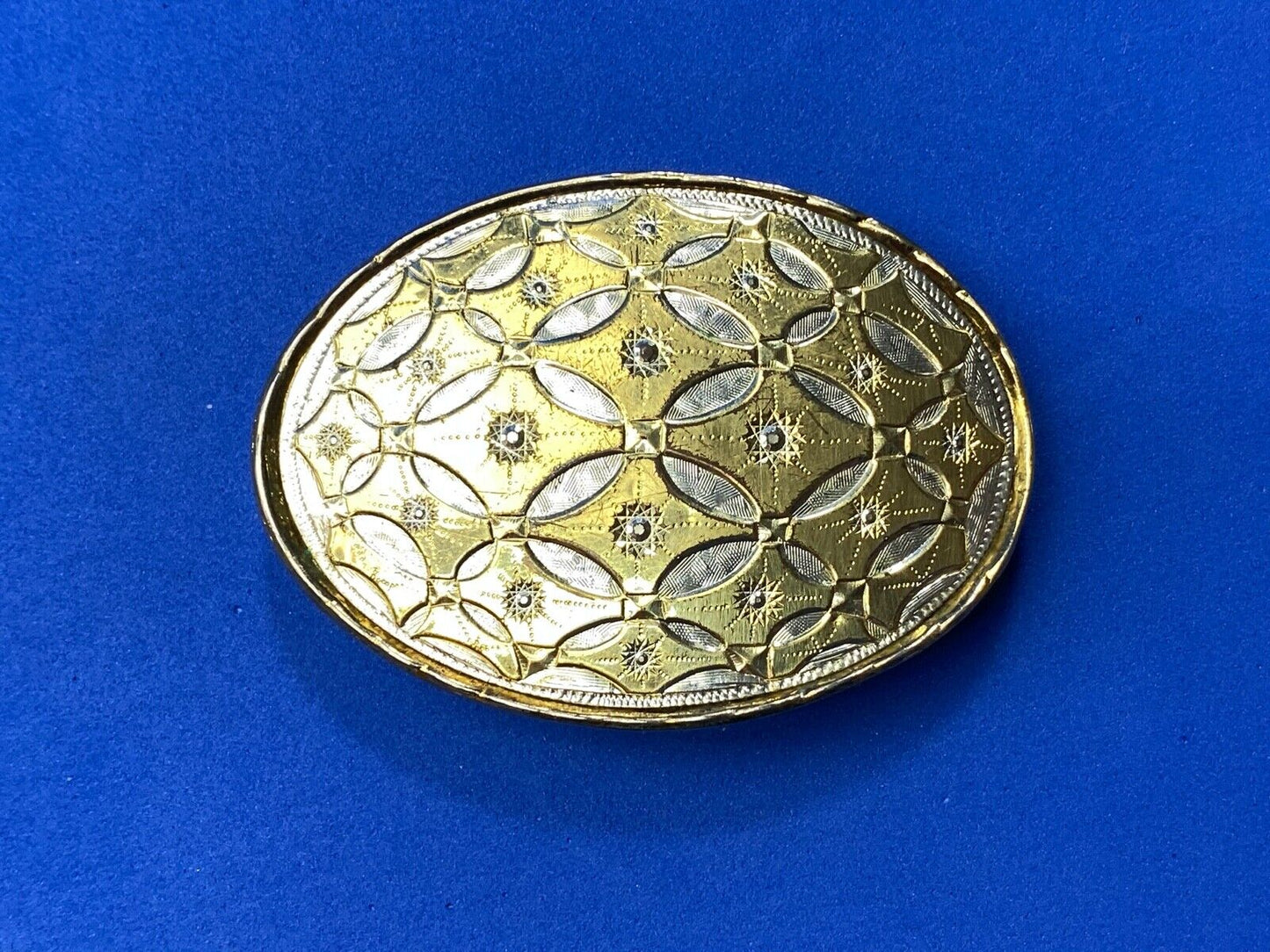 Simple mixed metal western belt buckle - zig zag pattern signed W 