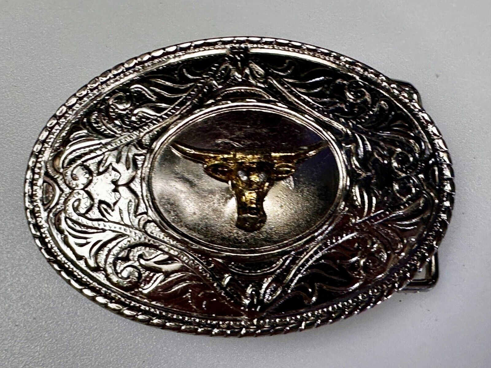 Texas Longhorn Vintage Ornate Cowboys Cowgirls Western Two Tone Belt Buckle