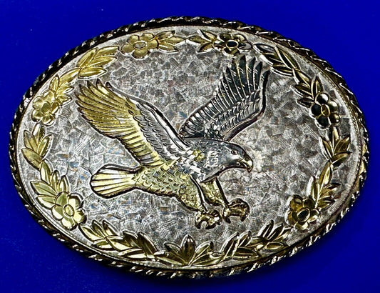 Vintage EAGLE flying High western etched flower swirl design belt buckle - W